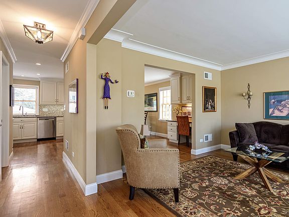 Kitchen / Living Room