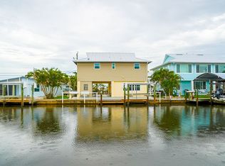 11515 Island Ave, Matlacha, FL 33993