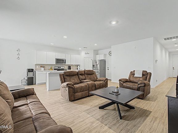 5th image of 9415 E STENO Avenue