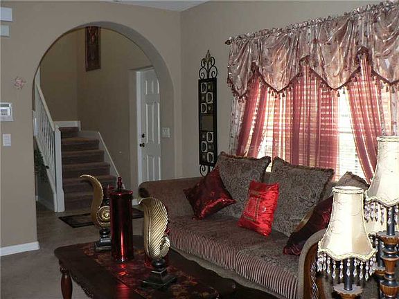 3rd image of 2440 Windsor Lakes Cir