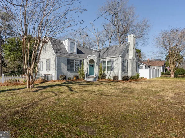 325 N Main St, Tennille, GA 31089