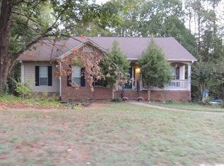 301 Stonecroft Cir, Helena, AL 35080