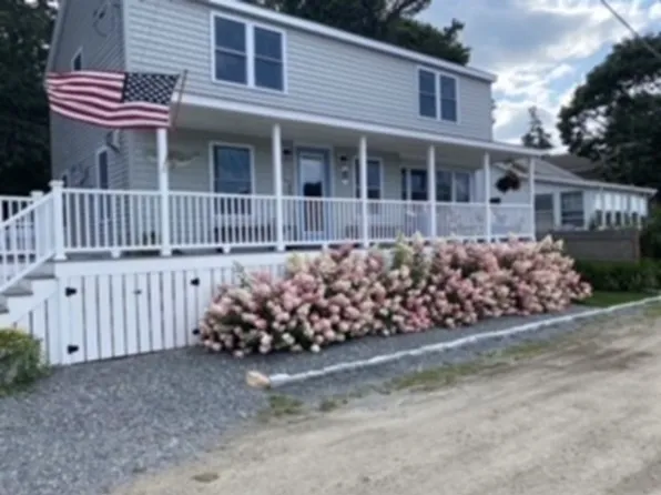8 Franklin St, Wareham, MA 02571