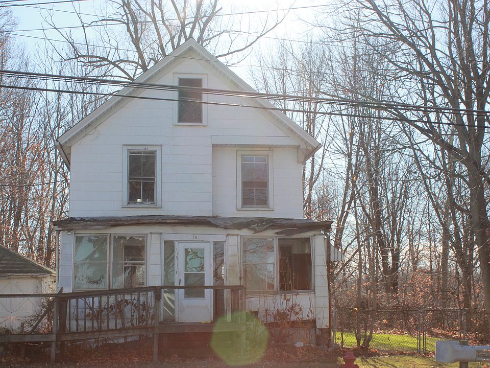 1st image of 15 Ames Blvd