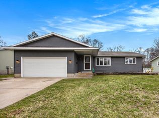 3243 Royal Oak Rd, Muskegon, MI 49441