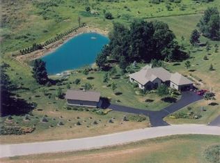 S24W37897 Hidden Pass, Dousman, WI 53118