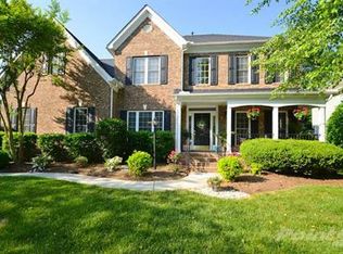 414 Pembroke Ln, Waxhaw, NC 28173