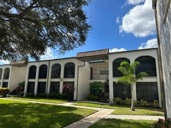 7701 Starkey Rd, Seminole, FL