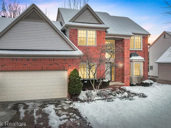 29267 Sunridge, Farmington Hills, MI 48334