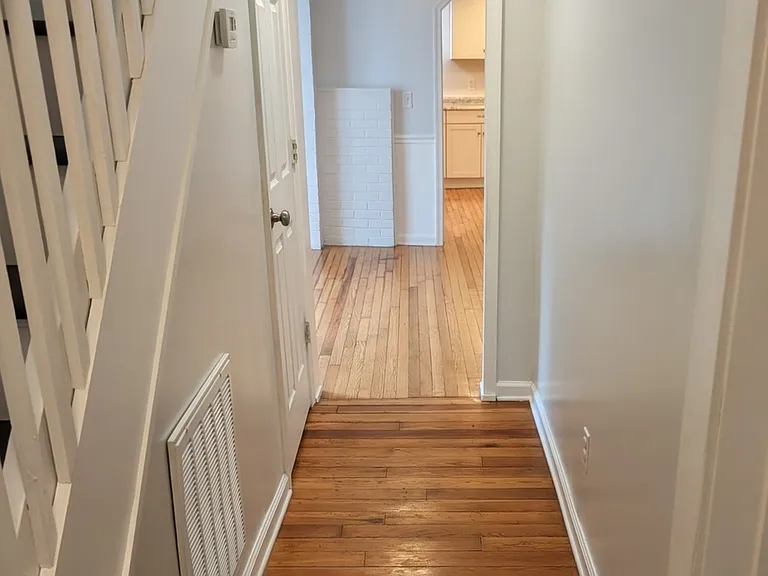 447 Toytown Rd — Photo 2