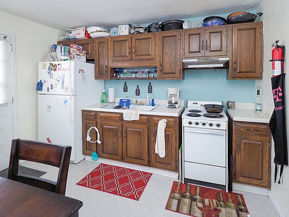 456-458 Fairview Ave-105