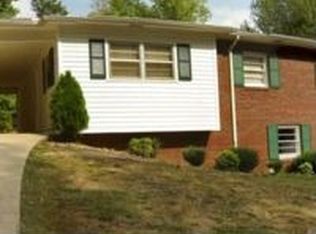 4285 Coble Ln, Hudson, NC 28638