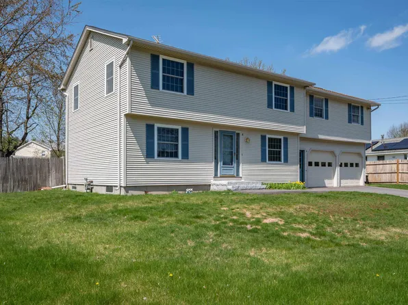 8 Hopi Drive, Nashua, NH 03063