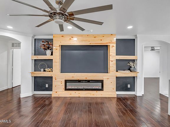 2nd image of 23889 W ANTELOPE Trail