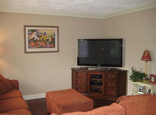 3rd image of 2007 Lewis O Gray Dr