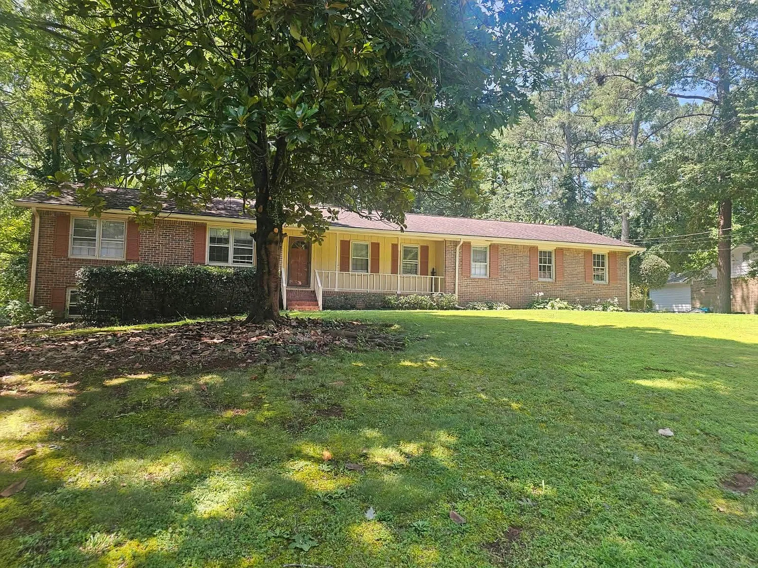 3 bed, 1684 sqft, $2,400 — Photo 2