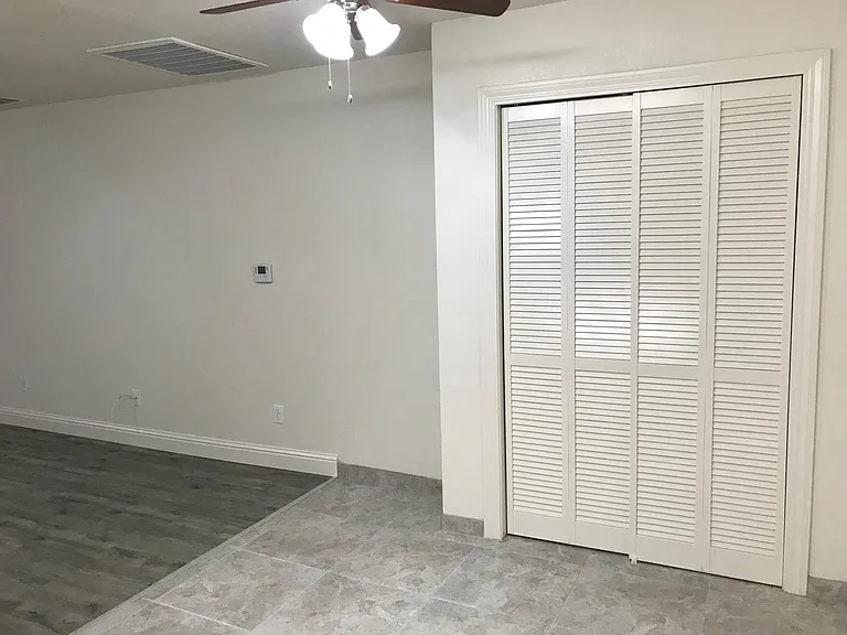 1131 Tulare St — Photo 4