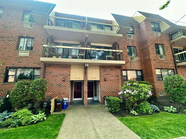 71-44 162nd Street #2, Fresh Meadows, NY 11365