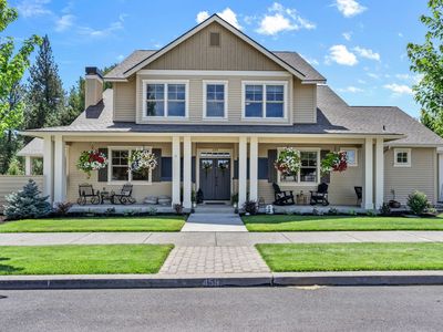 459 W Saint Helens Ave, Sisters, OR, 97759