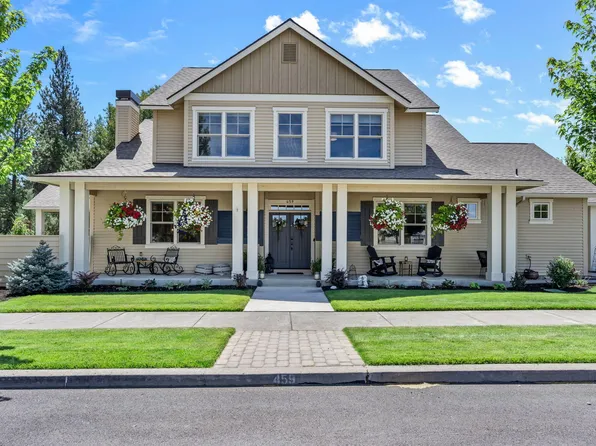 459 W Saint Helens Ave, Sisters, OR 97759