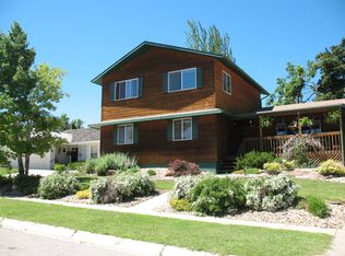 921 Sunset Dr, Spearfish, SD 57783