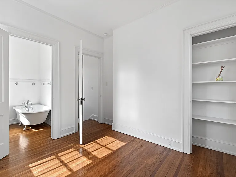 1313 College Pl — Photo 25