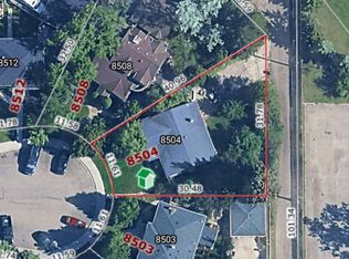 8504 85th Ave NW, Edmonton, AB T6C 1G6