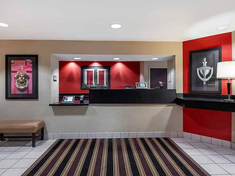 Lobby and Guest Check-in