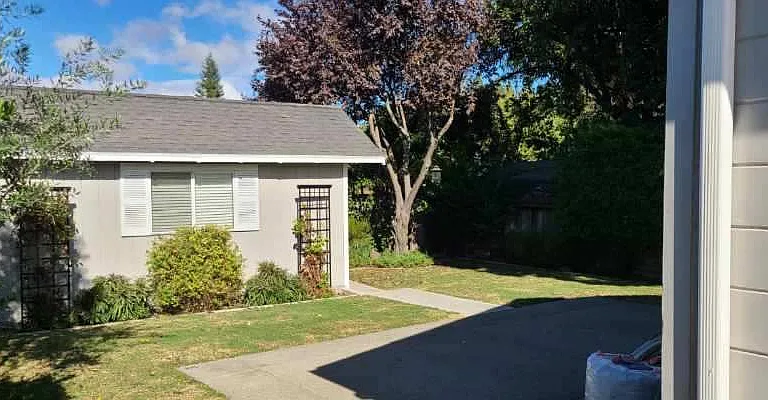 21 E Abbey St — Photo 12