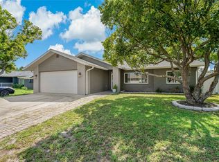 8114 Buttonball Ln, Port Richey, FL 34668