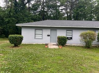 126 Wickre St APT B, Williamsburg, VA 23185