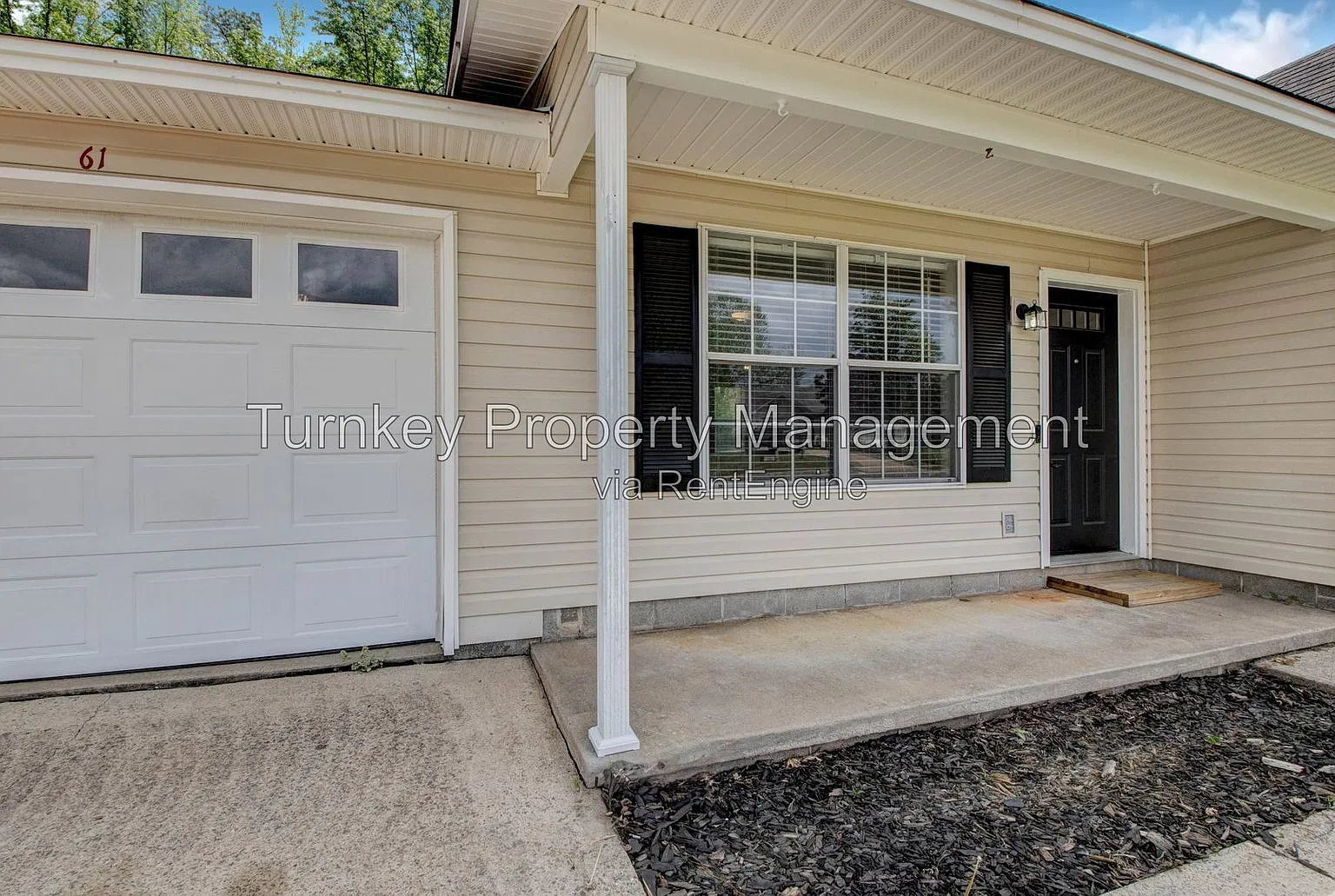 3 bed, 2.0 bath, 1289 sqft, $1,399 — Photo 2