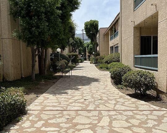 2nd image of 18307 Burbank Blvd Unit 56