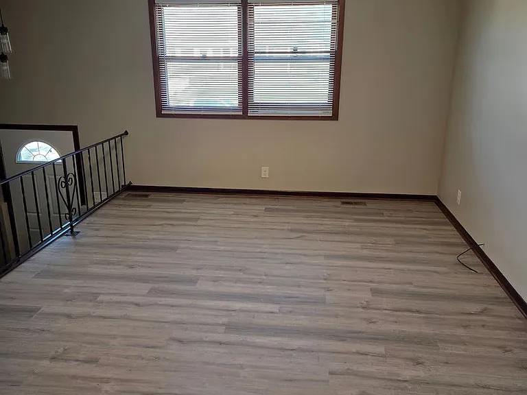 13615 Spring St — Photo 4