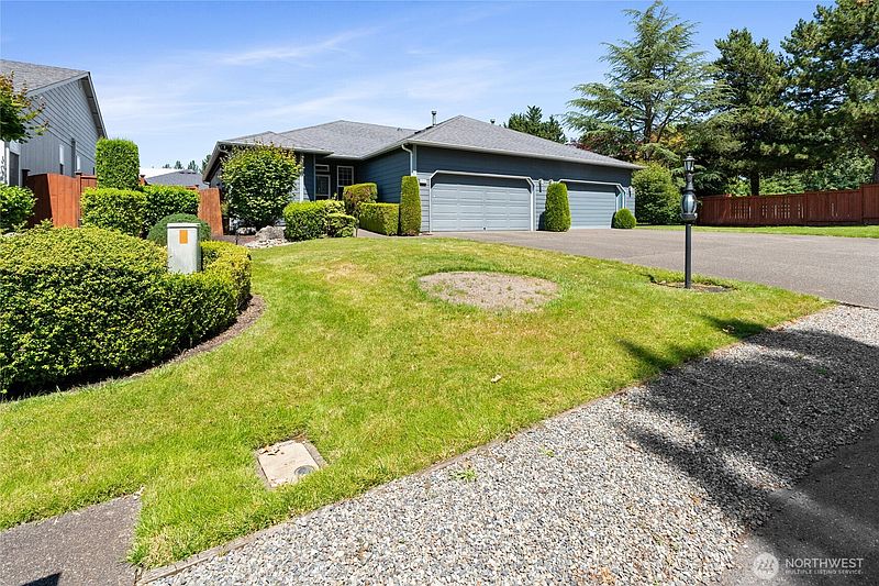 3rd image of 3715 110th Avenue Ct E