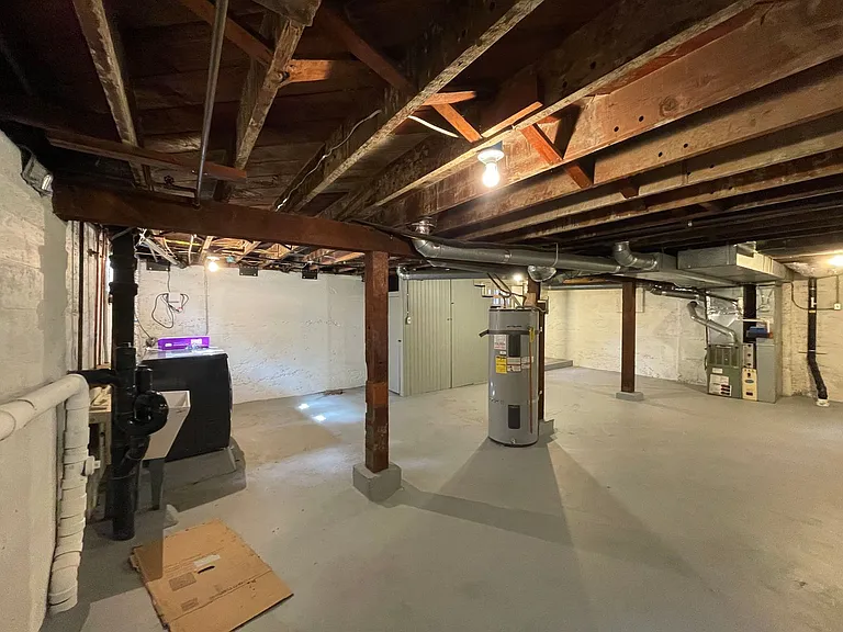 2409 NW Raleigh St — Photo 42