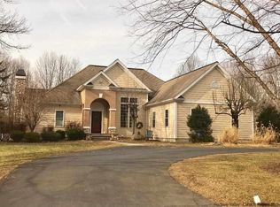 24 Hasbrouck Dr, Shawangunk, NY 12589