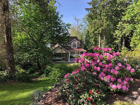 5th image of 4236 Sunset Beach Dr NW