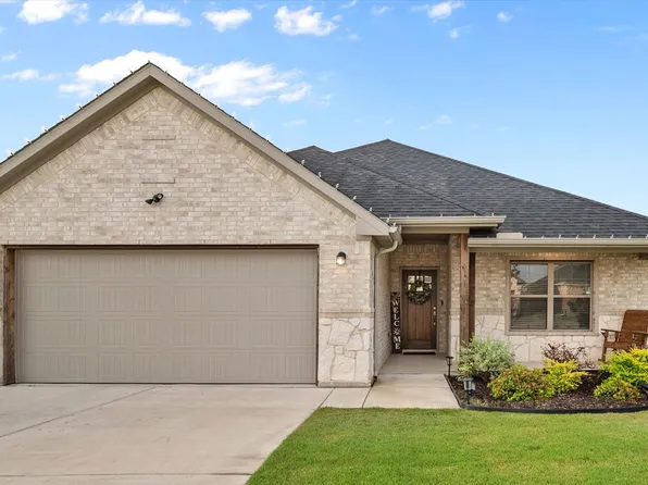 103 Randal Row, Corsicana, TX 75110