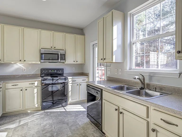 105 Otter Crest Way — Photo 11