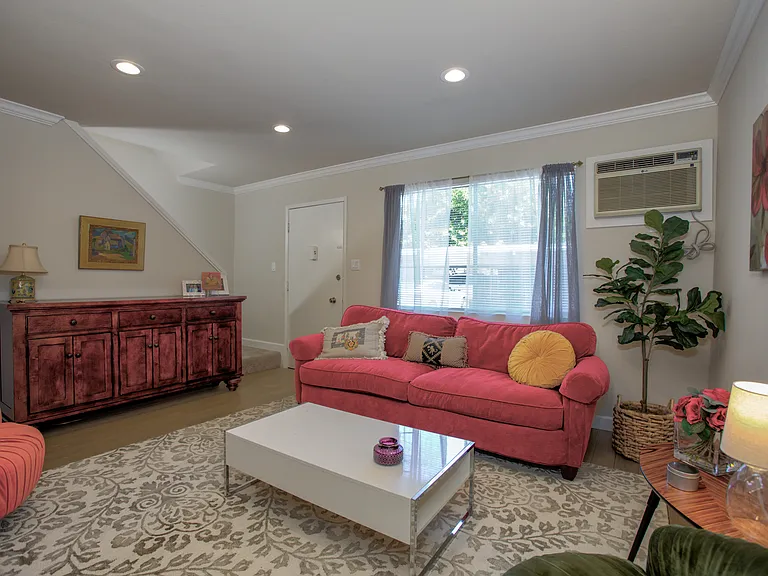 Sunnyvale Terrace Apartments — Photo 20