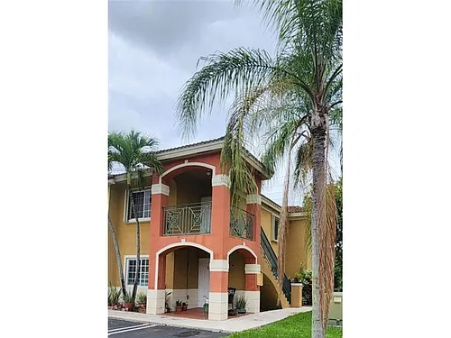 13318 SW 152nd St Photo 1