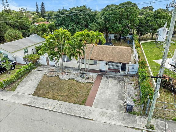 4th image of 842 Kaye Street