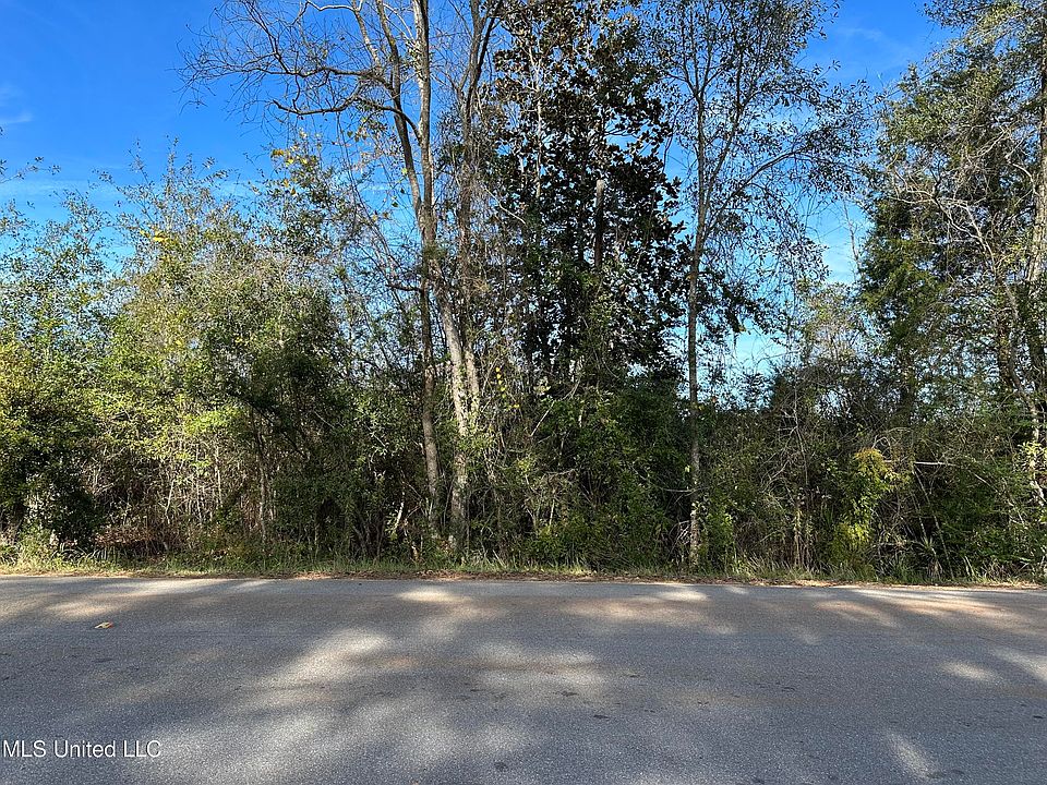 2nd image of Mason Rd