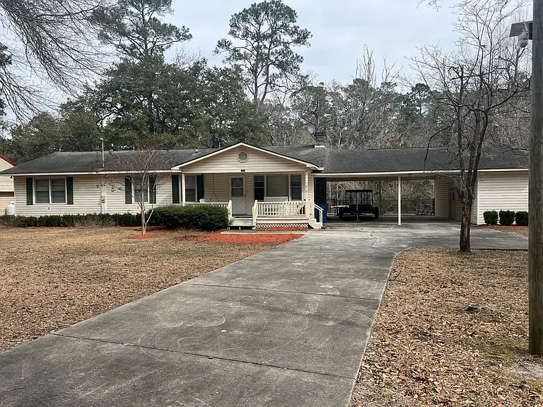 1610 Caines Landing Rd — Photo 1