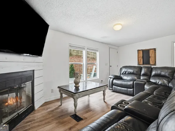 5370 Memphis St, Cumming, GA 30040