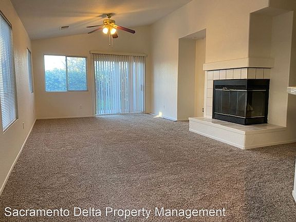 2nd image of 2104 Milan Way