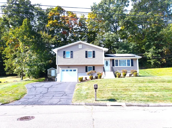 40 Lynn Drive, Meriden, CT 06451
