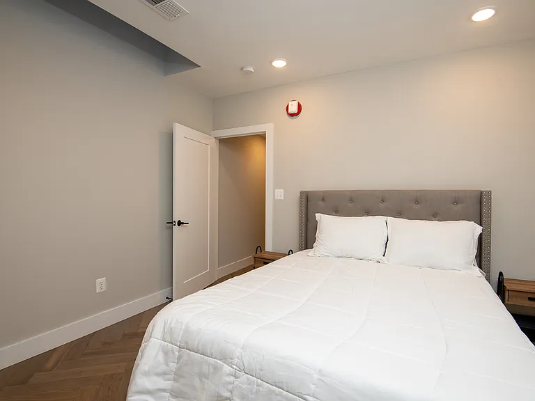 1457 Girard St NW #1 — Photo 13