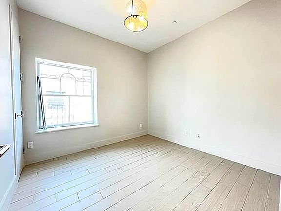 2nd image of 272 W 139th St #3F